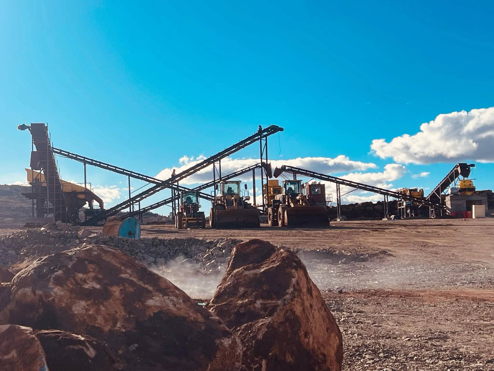 Quarry information and site image